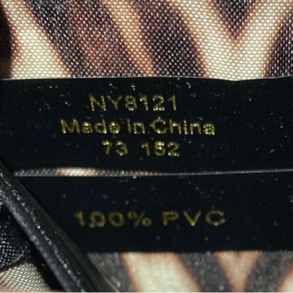 Nicole Miller Zip Around Wallet Grey - Picture 10 of 10